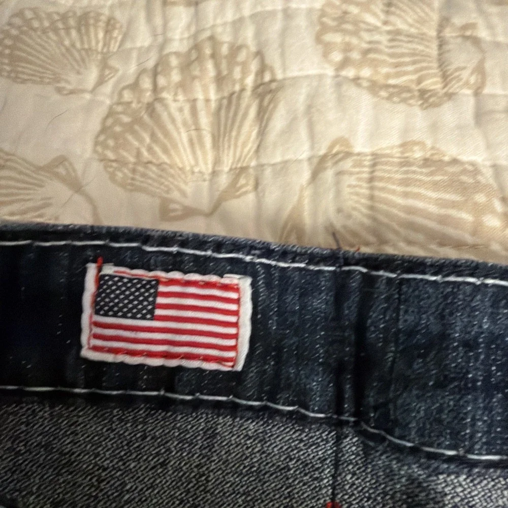 🤩 Vintage True Religion denim / jeans Joey Super T Size 29 Clean With Holes